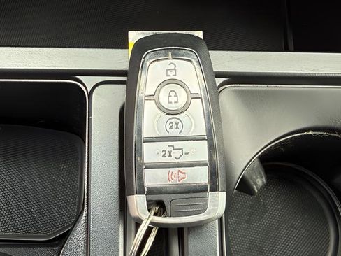 Used 2021 Ford F150 Lariat AWD/4WD image 36
