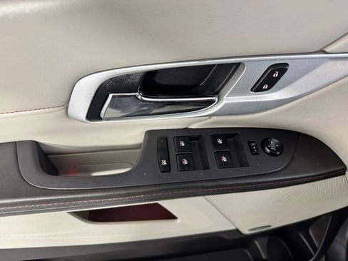 Used 2012 GMC Terrain SLT image 38