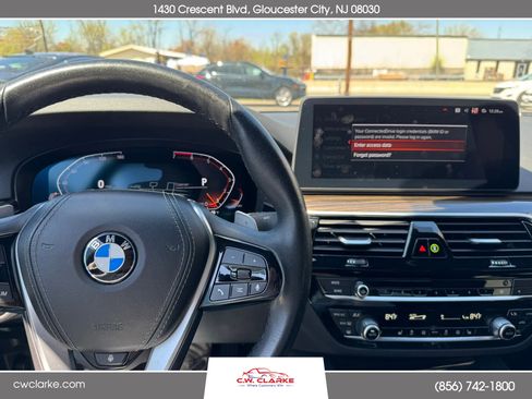 Used 2022 BMW 530i xDrive w/ Convenience Package image 13