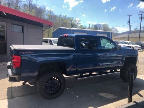Used 2017 Chevrolet Silverado 1500 LT w/ True North Edition image 6