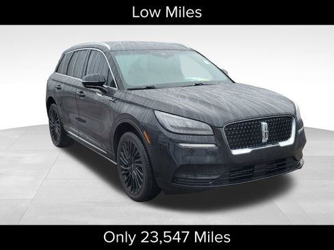 Used 2022 Lincoln Corsair Reserve image 2