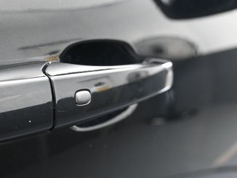 Used 2022 Dodge Durango SXT w/ Blacktop Package image 36