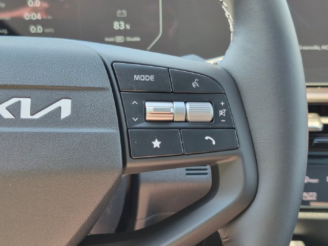 New 2026 Kia Sportage SX FWD image 15