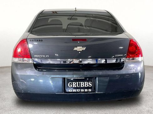 Used 2011 Chevrolet Impala LS FWD image 5