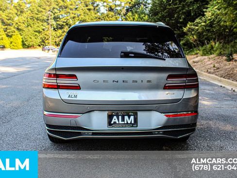 Used 2025 Genesis GV80 2.5T Standard AWD/4WD image 10