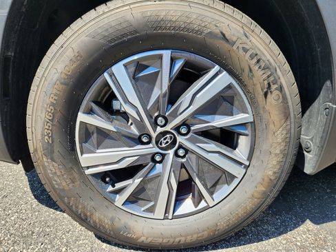 Used 2024 Hyundai Tucson Blue AWD/4WD image 5