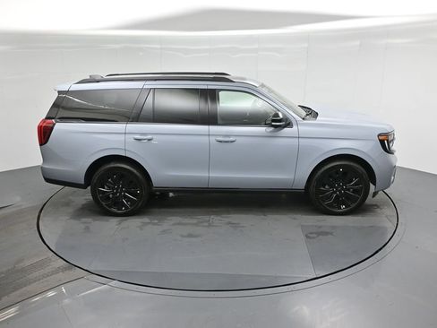 New 2025 Ford Expedition Platinum w/ Stealth Appearance Package AWD/4WD image 43