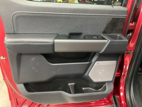 Used 2026 Ford F350 Lariat AWD/4WD image 13