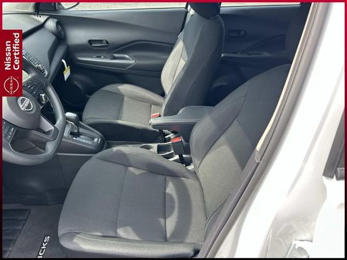 Certified 2025 Nissan Kicks Play S FWD image 15