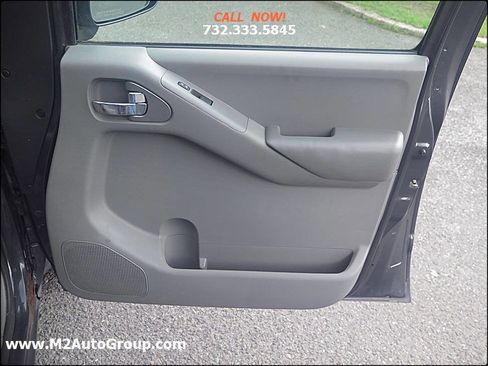 Used 2013 Nissan Frontier SV w/ SV Value Truck Pkg image 34