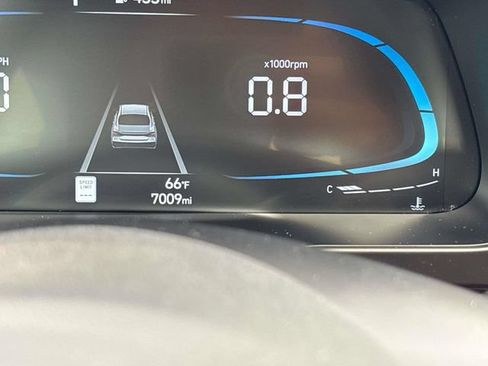 Certified 2025 Hyundai Elantra Sport FWD image 16
