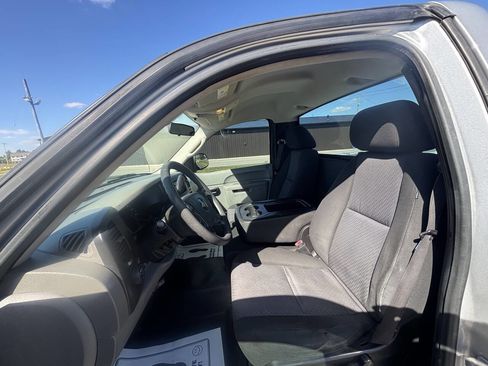 Used 2010 Chevrolet Silverado 1500 W/T image 9