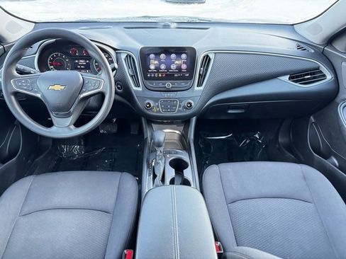 Certified 2024 Chevrolet Malibu LT image 9