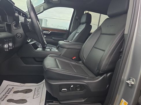 Used 2023 GMC Sierra 1500 Denali AWD/4WD image 3