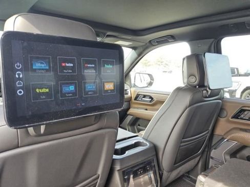 Used 2026 GMC Yukon XL Denali Ultimate image 3