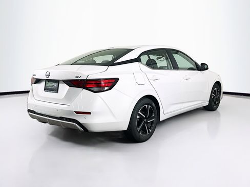 Used 2024 Nissan Sentra SV image 9