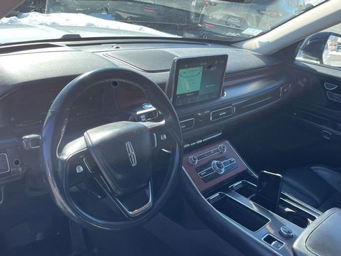 Used 2022 Lincoln Aviator Reserve w/ Equipment Group 201A image 9