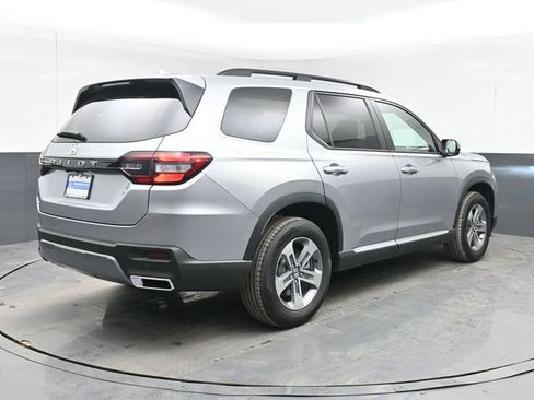 New 2026 Honda Pilot EX-L image 10