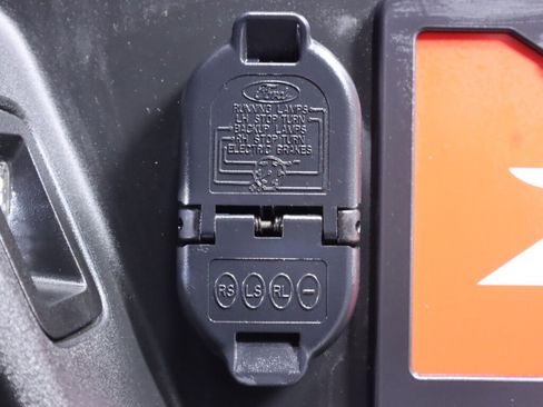 Used 2022 Ford F150 Lightning Lariat image 39