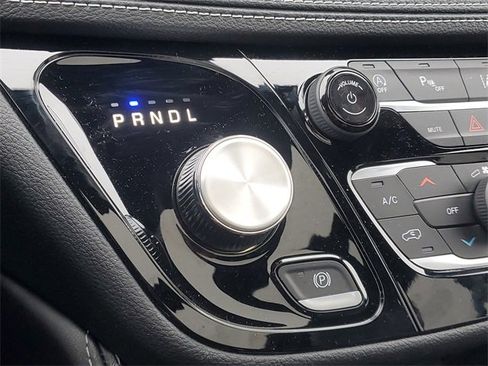 New 2026 Chrysler Pacifica Limited w/ Trailer Tow Group image 28