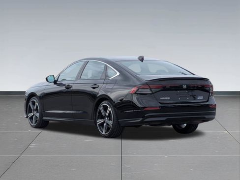 Certified 2024 Honda Accord Sport image 4