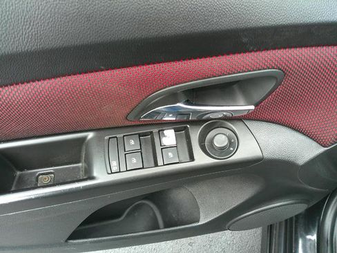 Used 2014 Chevrolet Cruze LT w/ RS Package image 8