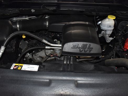 Used 2024 RAM 1500 Warlock AWD/4WD image 21
