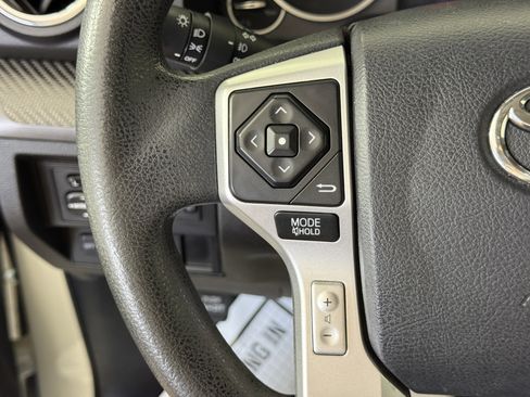 Used 2015 Toyota Tundra SR5 w/ SR5 Upgrade Package RWD image 22