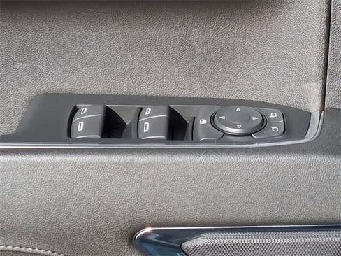 Used 2024 GMC Sierra 1500 Elevation image 40