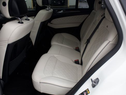 Used 2018 Mercedes-Benz GLE 43 AMG 4MATIC image 29