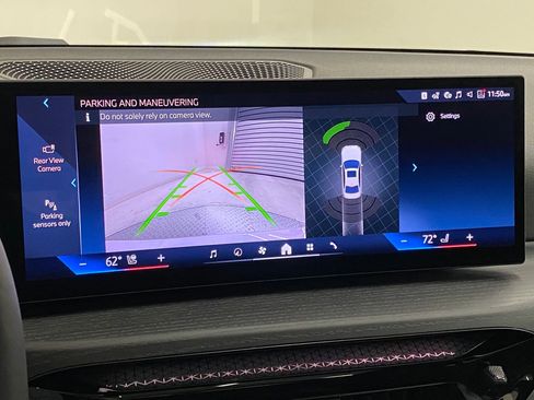 New 2025 BMW 330i xDrive Sedan w/ Convenience Package image 25