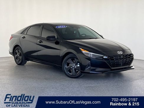 Used 2022 Hyundai Elantra Blue image 1