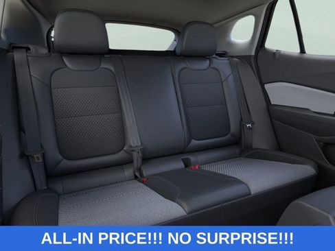 New 2026 Chevrolet Trax LT w/ Driver Confidence Package FWD image 17
