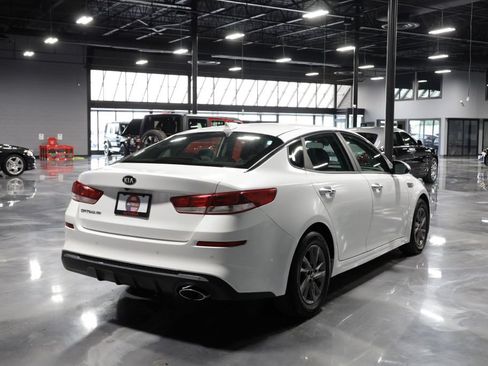 Used 2020 Kia Optima LX FWD image 7