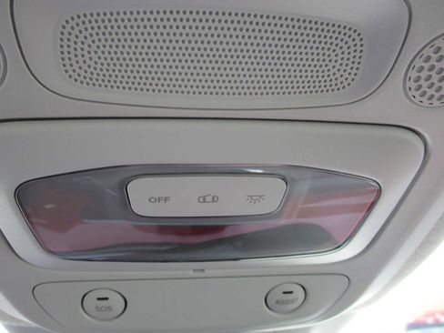 New 2024 FIAT 500 e (RED) image 36