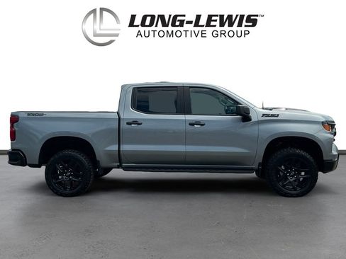 Used 2024 Chevrolet Silverado 1500 Custom Trail Boss w/ Dark Appearance Package AWD/4WD image 8
