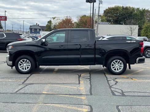 Used 2022 Chevrolet Silverado 1500 LT image 2