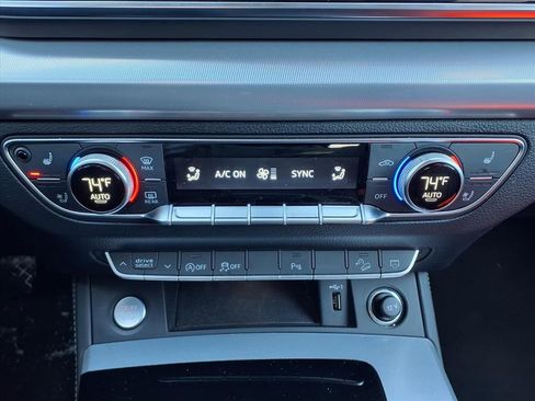 Used 2023 Audi Q5 2.0T Premium Plus w/ Premium Plus Package image 19