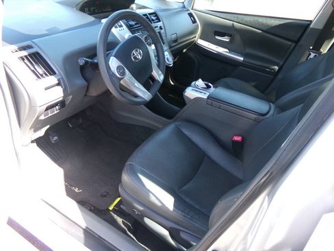 Used 2012 Toyota Prius V Three FWD image 11