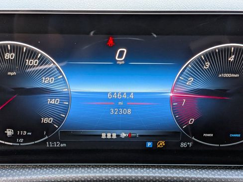 Used 2025 Mercedes-Benz CLA 250 4MATIC image 11