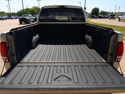 Used 2004 Dodge Dakota SLT w/ Deluxe Convenience Group AWD/4WD image 12