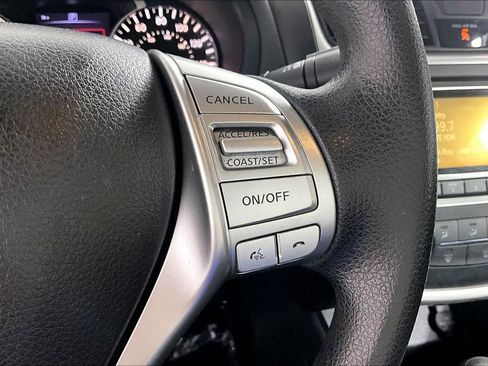 Used 2016 Nissan Altima 2.5 S w/ Power Driver Seat Package FWD image 18
