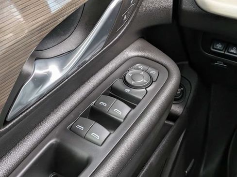 Used 2023 GMC Terrain Denali AWD/4WD image 21