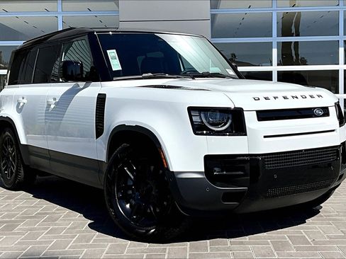 New 2026 Land Rover Defender 110 S image 2