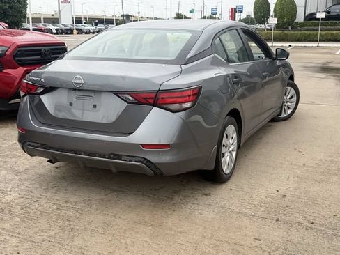 Used 2024 Nissan Sentra S FWD image 4