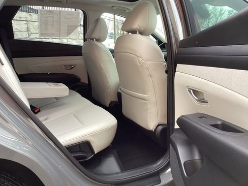 Certified 2025 Hyundai Tucson SEL image 16