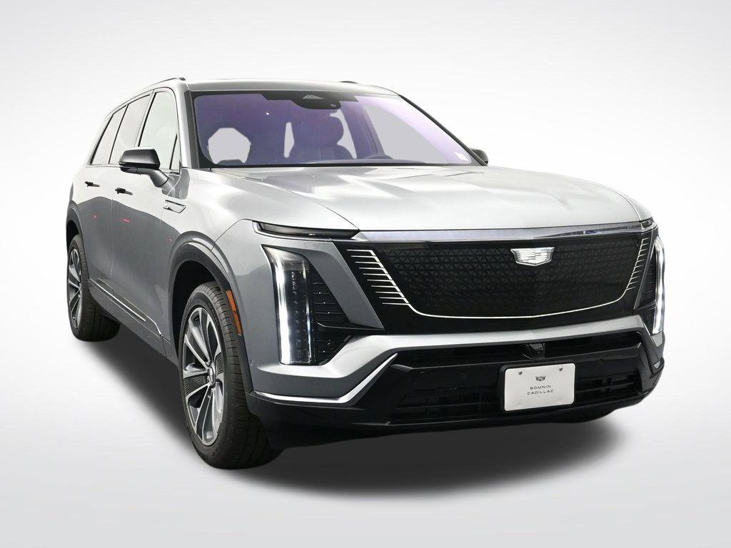 Used 2026 Cadillac Vistiq Luxury w/ LPO, Floor Liner Package AWD/4WD image 7