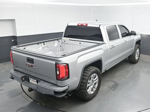 Used 2018 GMC Sierra 1500 SLT w/ SLT Premium Package AWD/4WD image 37