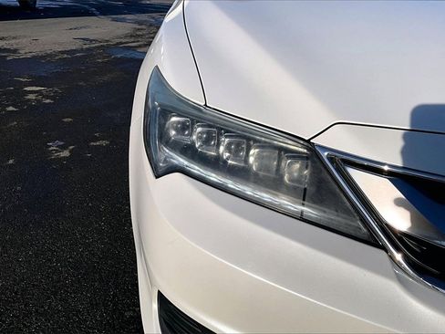 Used 2017 Acura ILX Base image 29