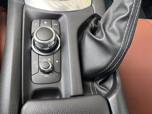 Used 2023 MAZDA MX-5 Miata Grand Touring w/ Appearance Package image 23